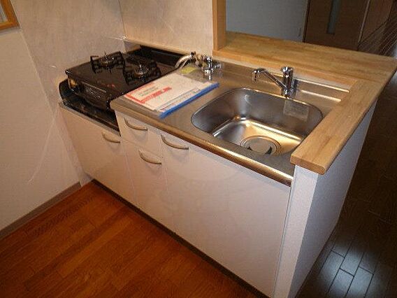 ワイハイツ栄和_内装_1