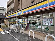 ミニストップ 市川富浜店 90m