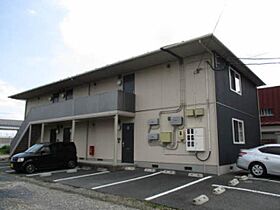 パールハイツII 102 ｜ 宮城県大崎市古川南新町6-66（賃貸アパート2LDK・1階・52.00㎡） その1