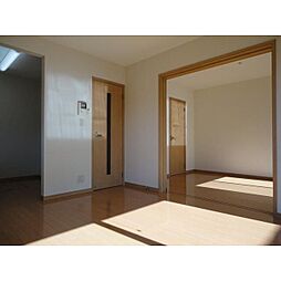 レイナス A104 1階2LDKのリビング/ダイニング