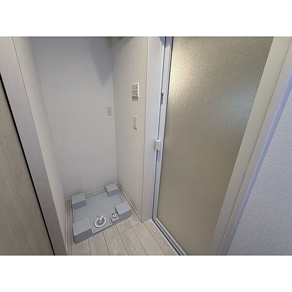 detached 東京都八王子市子安町２丁目35-12

地図を見る