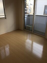 メゾン・ティアラ 2階ワンルームのリビング/ダイニング