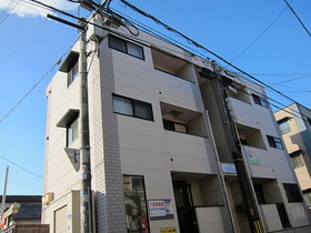 4 / 6