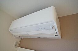 もちろんエアコン一基付き☆