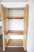 たっぷり入る広めの収納が魅力のお部屋です♪