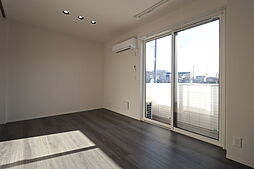 プレミアステイツH 102 1階1LDKのリビング/ダイニング