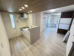 クロエ橋本 102 1階1LDKのリビング/ダイニング