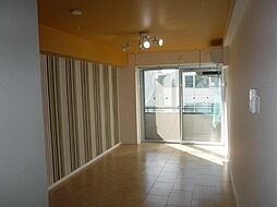 ユーコート新御徒町 7階1Kのリビング/ダイニング