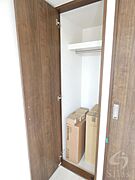 建築中