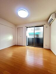 グランシャレー堀切菖蒲園III 1階1Kのリビング/ダイニング