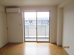 ヴィラ　サニーウェル 3階2LDKのリビング/ダイニング