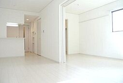 ロイヤルハウス アール1 3階1LDKのリビング/ダイニング