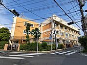 葛飾区立住吉小学校 432m