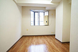 ビック武蔵野国分寺 2階ワンルームのリビング/ダイニング