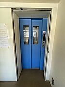 敷地内/建物