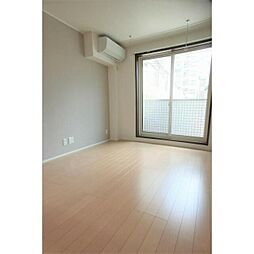 サンセベリア 2階ワンルームのリビング/ダイニング