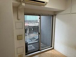 クローバーコート黒門町 2階1Kのリビング/ダイニング