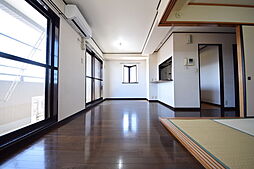 アーバンプレイス橋本 3階3LDKのリビング/ダイニング