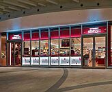 成城石井東京ガーデンテラス紀尾井町店 492m