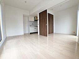 SDグランツ神戸水木通 202 2階1LDKのリビング/ダイニング