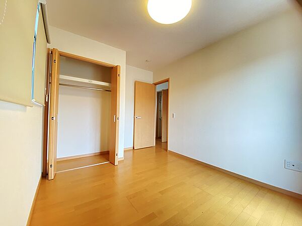 detached 東京都町田市薬師台２丁目35

地図を見る