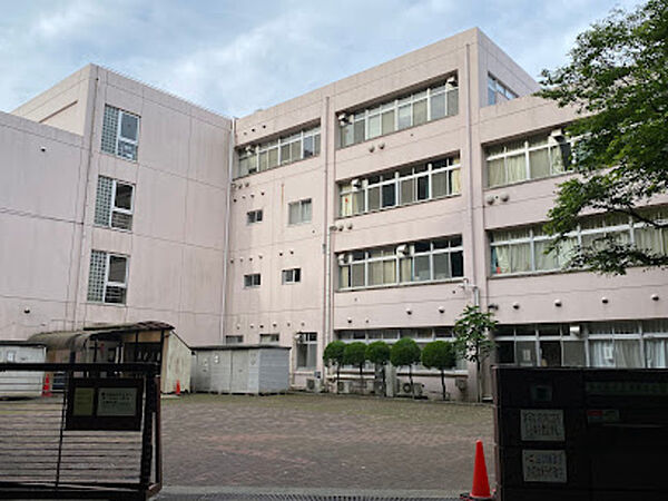 detached 東京都日野市南平９丁目2-9

地図を見る