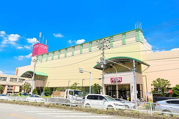 ウエリス南行徳駅前
