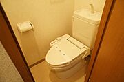 バストイレ別で清潔感のある水回り　