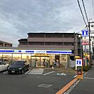 ローソン新御堂筋上新田店 434m