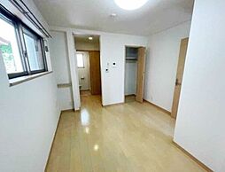 ヴィエィユリビエール 2階ワンルームのリビング/ダイニング