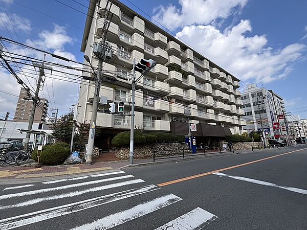 チサンマンション第一江坂 ｜大阪府吹田市垂水町３丁目(賃貸マンション3LDK・1階・50.31㎡)の写真 その1