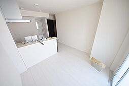 モンテアロ 101 1階1LDKのリビング/ダイニング