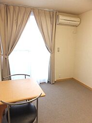 レオパレスサンロク東幕張 2階1Kのリビング/ダイニング