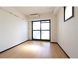 ルミエールシンケＩＩＩ 501 5階1Kのリビング/ダイニング