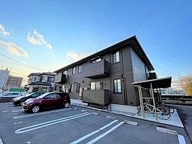 Ｌａｘａ Ｃｏｕｒｔ　Ｉ  ｜ 香川県高松市松島町３丁目（賃貸アパート1LDK・2階・38.93㎡） その1