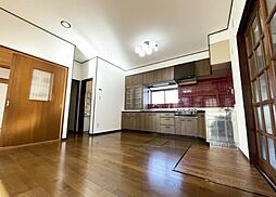 リゾネット陽だまり戸建貸家 3SLDKのリビング/ダイニング