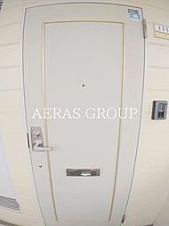 7 / 11