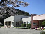 阪南市立まい幼稚園 484m