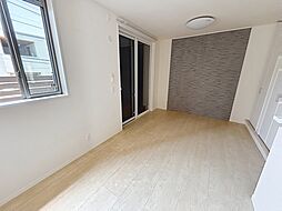 ヴィラージュ山手 101 1階3LDKのリビング/ダイニング