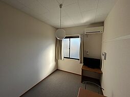 レオパレスヤマダII 2階1Kのリビング/ダイニング