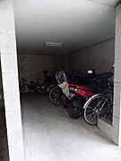敷地内/建物