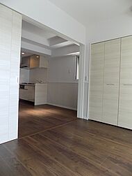 アウル三国ヶ丘 7階1LDKのリビング/ダイニング