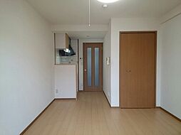 シャン・ド・フルール 2階1Kのリビング/ダイニング