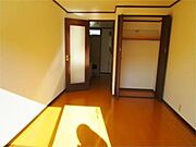 キレイなフローリングのお部屋です