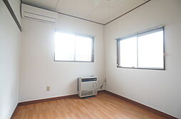 エーデルワイス 200 1階ワンルームのリビング/ダイニング