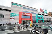 ニトリ狛江世田谷通り店 591m