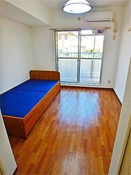 ラフィーネ学生マンション 202 2階1Kのリビング/ダイニング