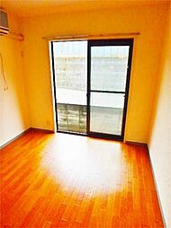 グリーンウッド 1-205 2階1Kのリビング/ダイニング