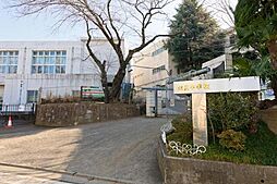 川崎市立生田中学校 745m