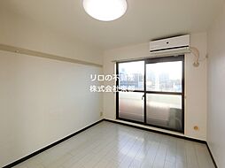 エル・シャロンII 302 3階1Kのリビング/ダイニング